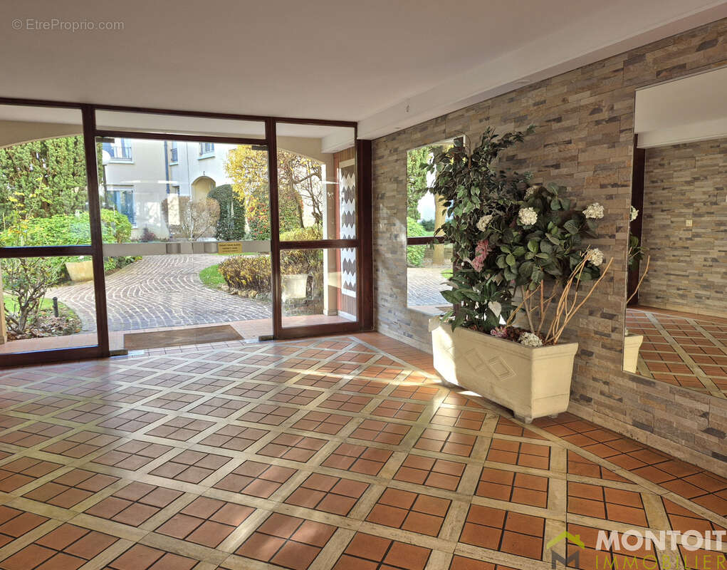 Appartement à THIAIS