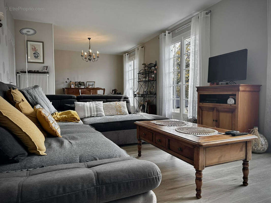 Maison à CHATEAUNEUF-EN-THYMERAIS