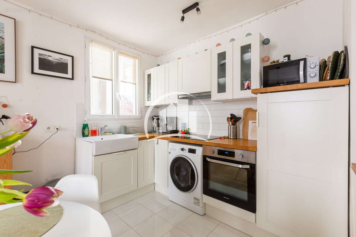 Appartement à PARIS-11E