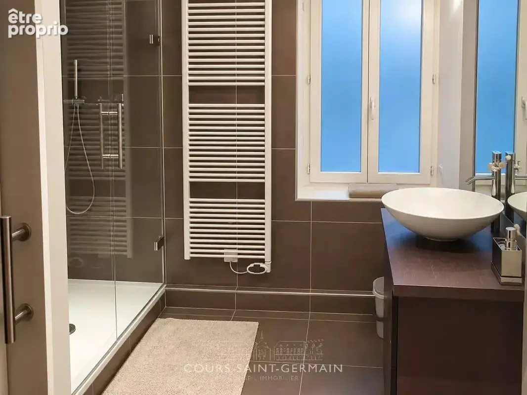 2/3 pièces rénové – Saint-Germain-des-Prés – 47 m² - photo 9