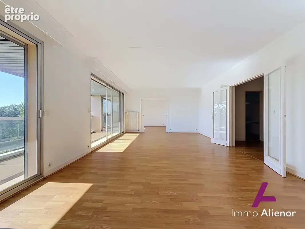 Appartement 6 pièces 168 m² à vendre à Bordeaux (33200) - photo 2