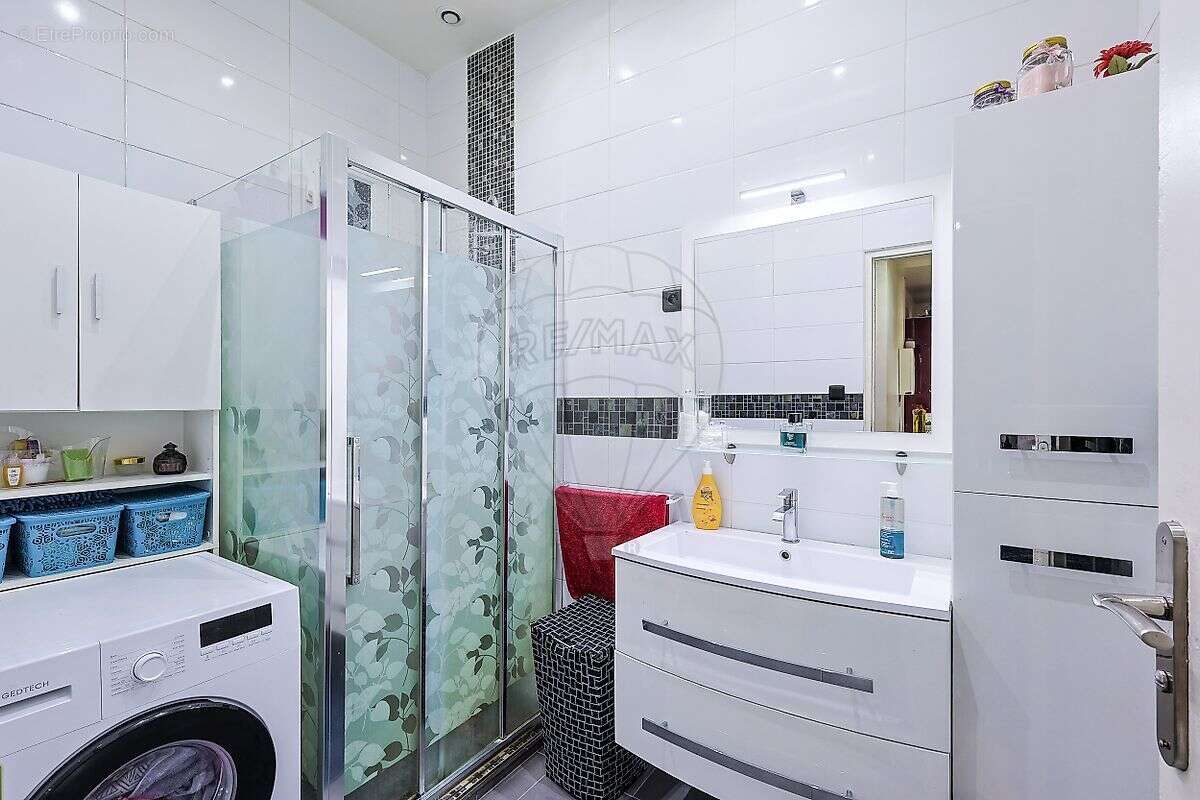 Appartement à MARSEILLE-2E