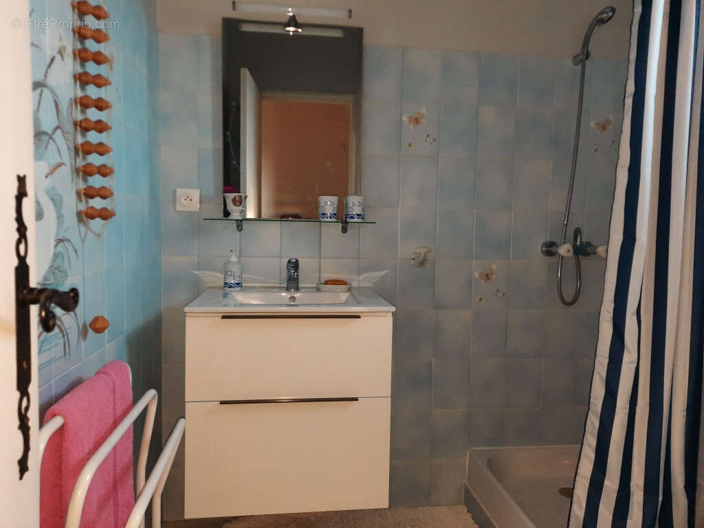 Maison à VAILHAUQUES