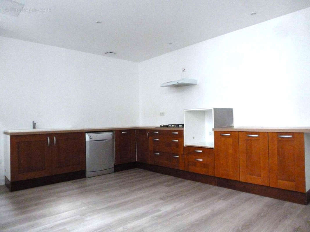 Exclusivite nerac (47), maison ville 104m2, trois chambres, centre ville - photo 3