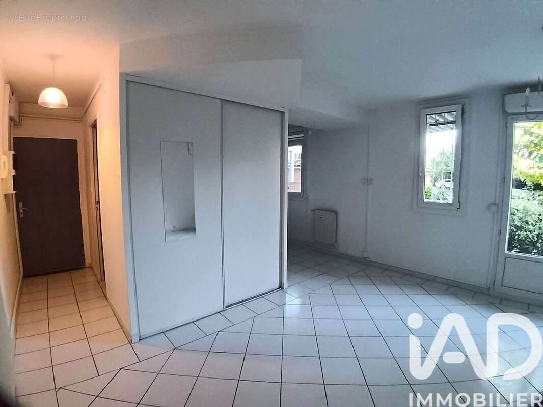 Photo 4 - Appartement à SORGUES
