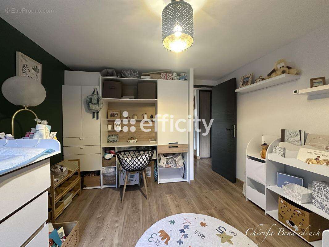 Appartement à TRESSES