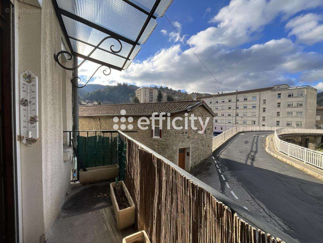 Maison à LE CHEYLARD