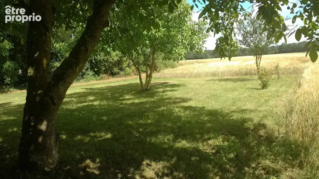 Charmante maison ancienne avec cour aménagée, grange et jardin séparé. - photo 15