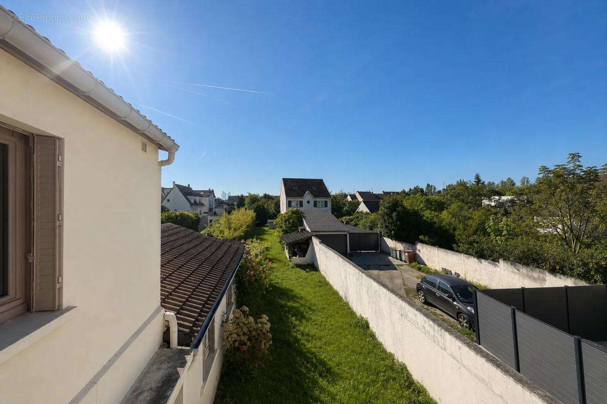 Maison à CARRIERES-SUR-SEINE