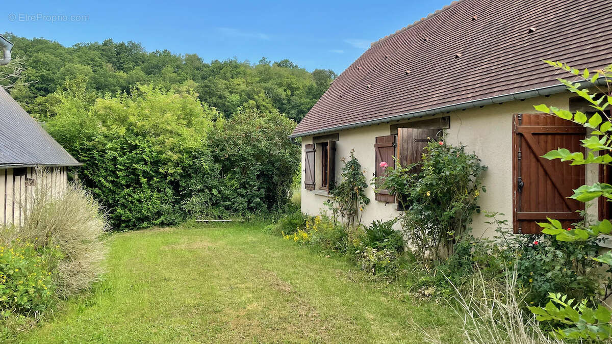 Maison de village avec bord de rivière - photo 22