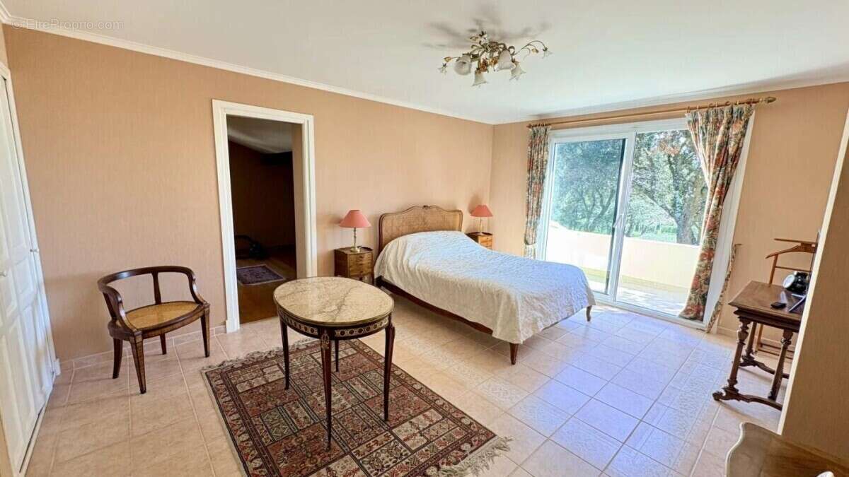 Maison à ROCHEFORT-DU-GARD