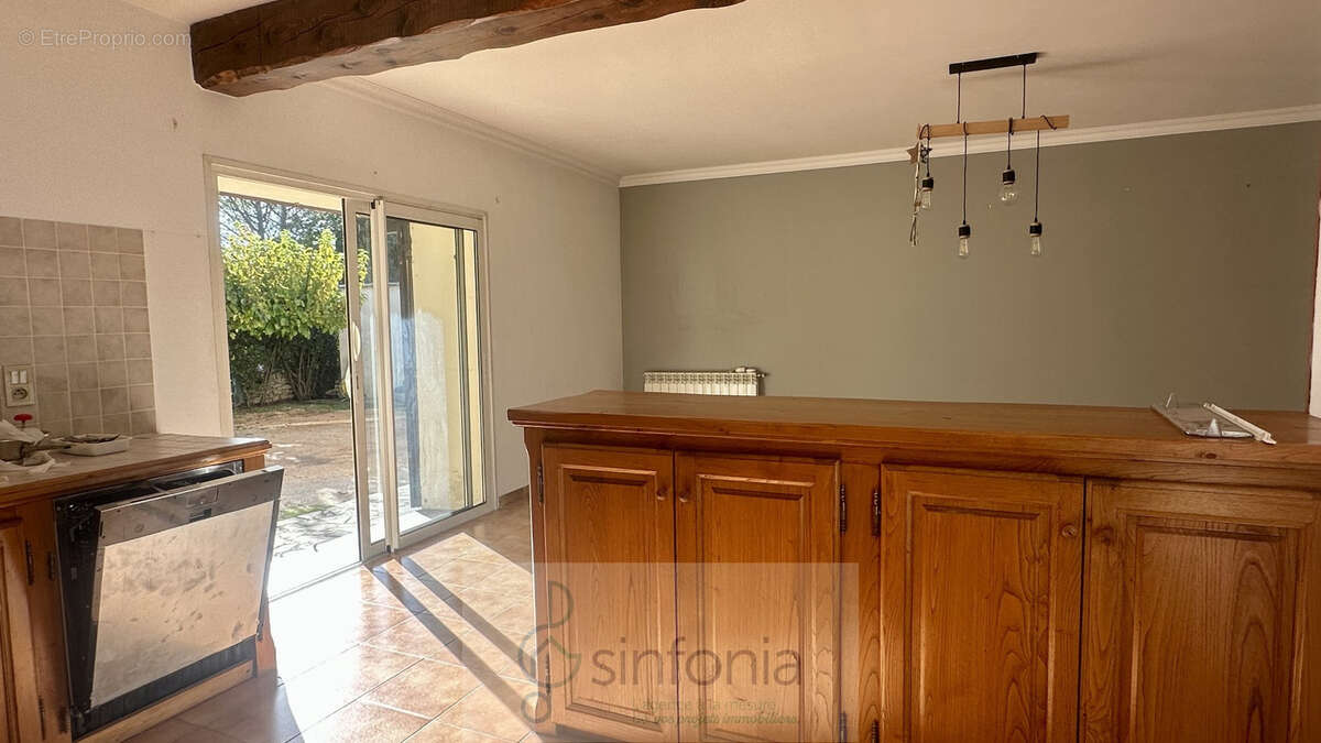 Maison à GARRIGUES-SAINTE-EULALIE