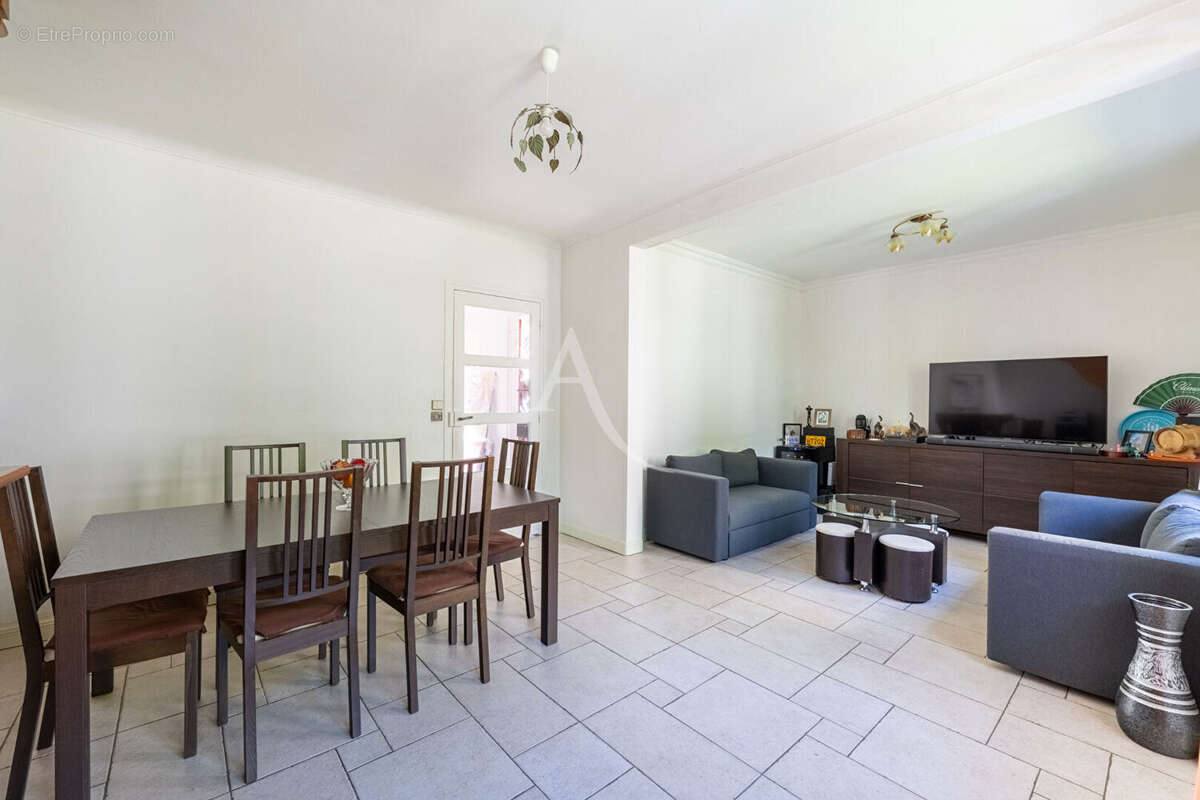 Maison à BRUEIL-EN-VEXIN