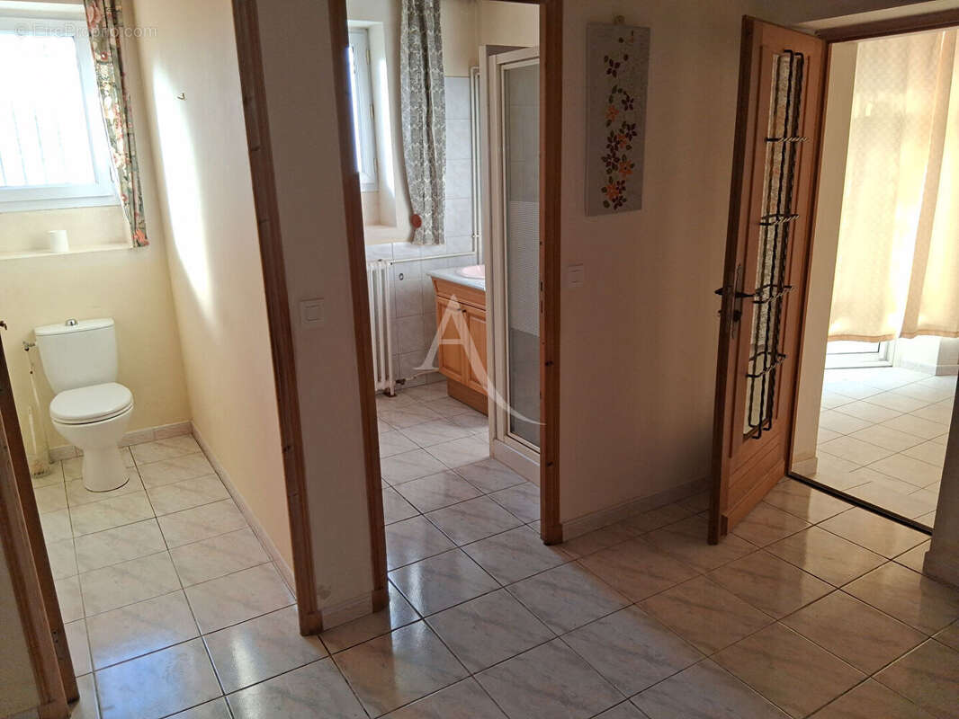 Maison à SAINT-AGNANT