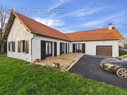 Maison à SAINT-GEORGES-DE-MONS