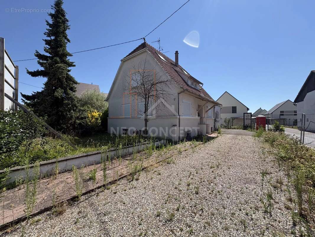 Maison individuelle de 216,55 m2 habitables sur 9,42 ares de terrain sis Kilstett. - photo 16