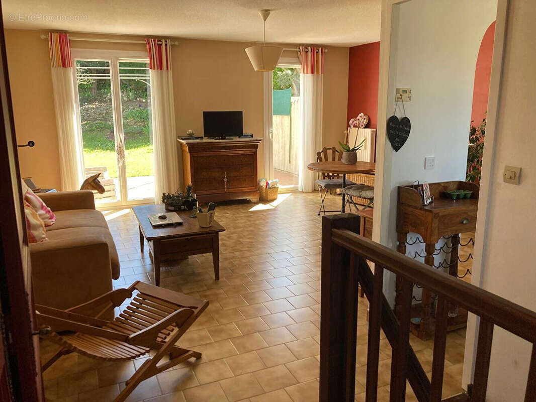 Photo 3 - Maison à SIMIANE-COLLONGUE