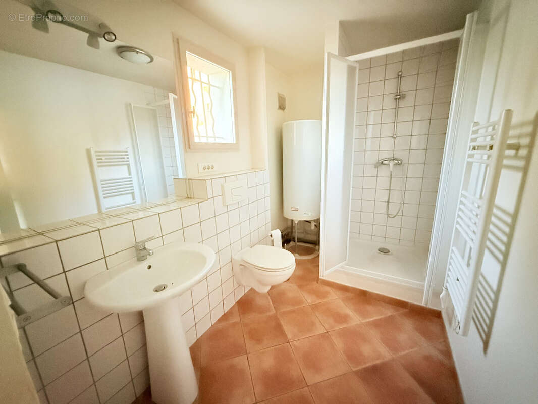 Maison à LE CASTELLET