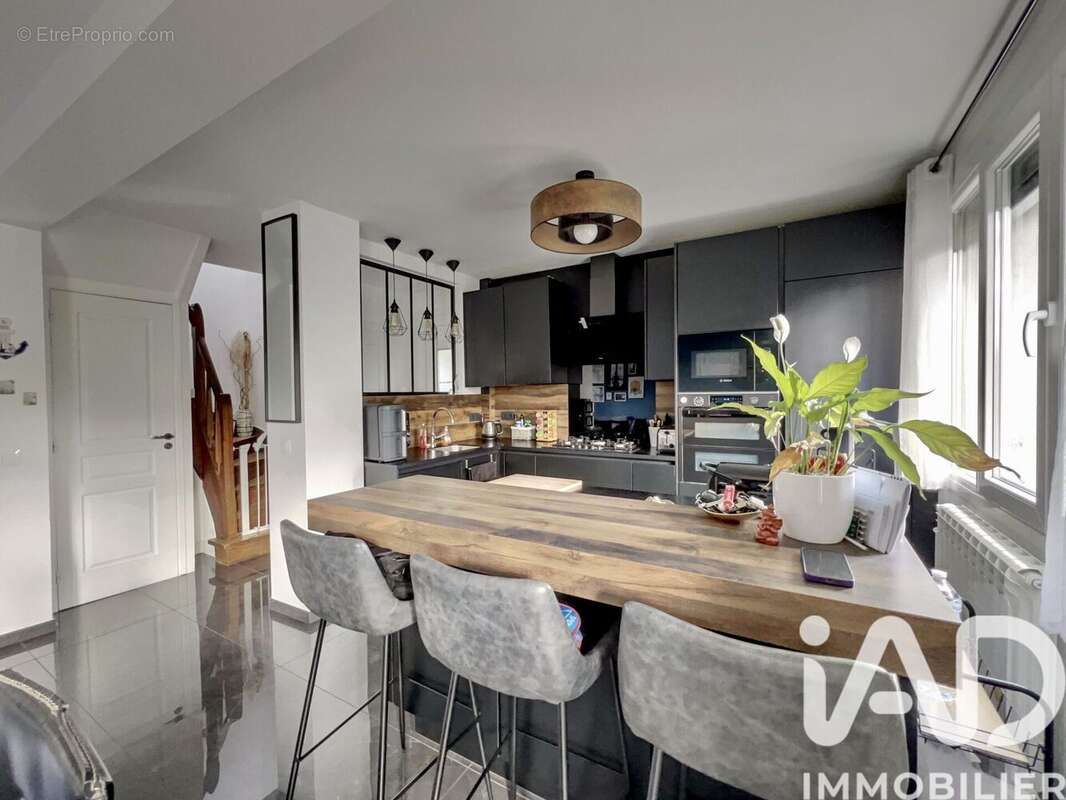 Photo 4 - Maison à LONGPONT-SUR-ORGE