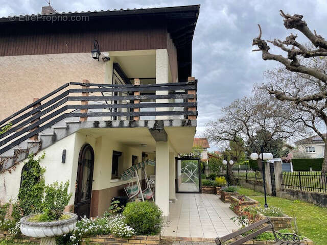 Maison à ARNAS