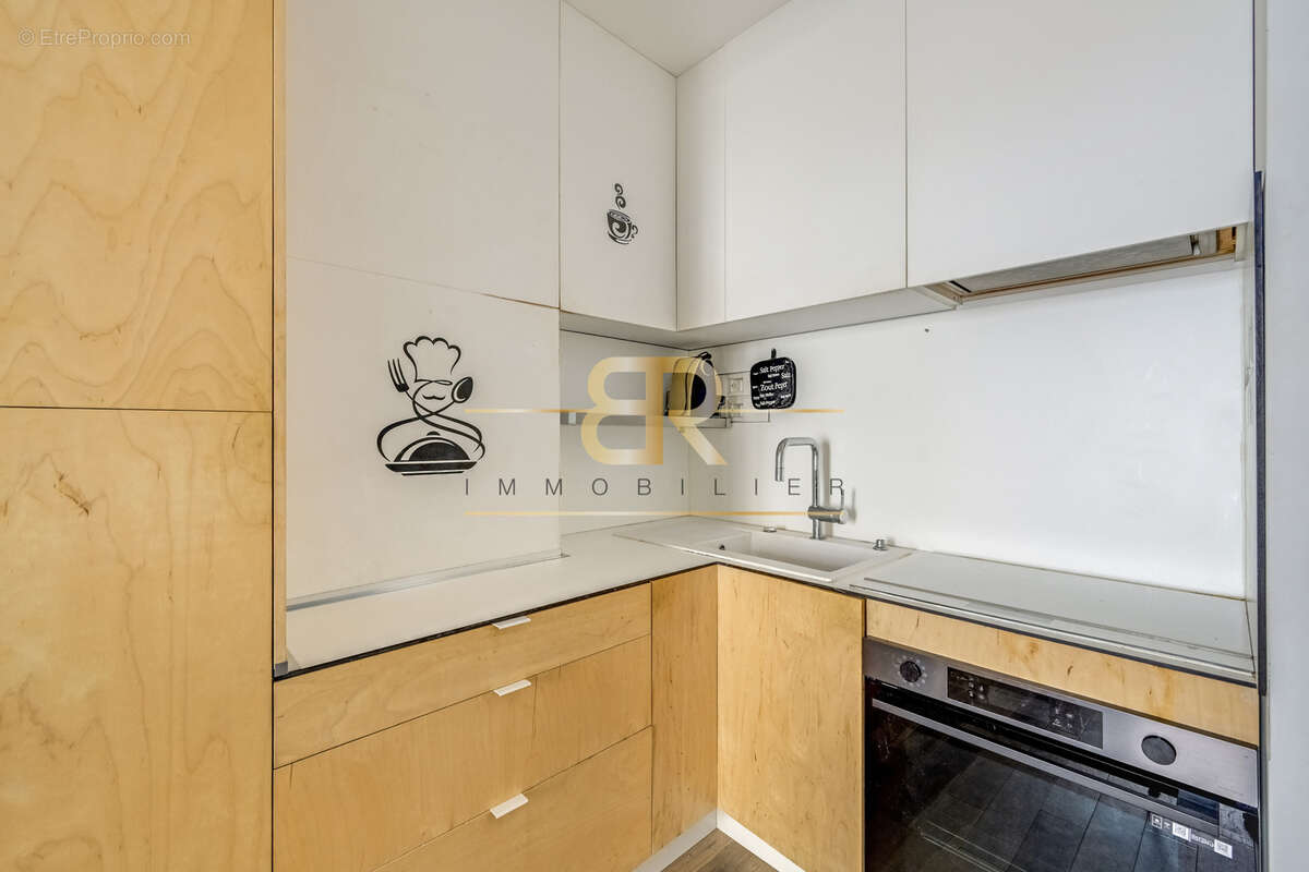 Appartement à PARIS-12E