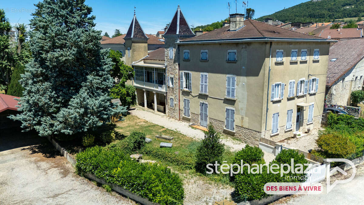 Appartement T4 Ceyzeriat 107 m2, jardin commun, cave et garage - photo 16