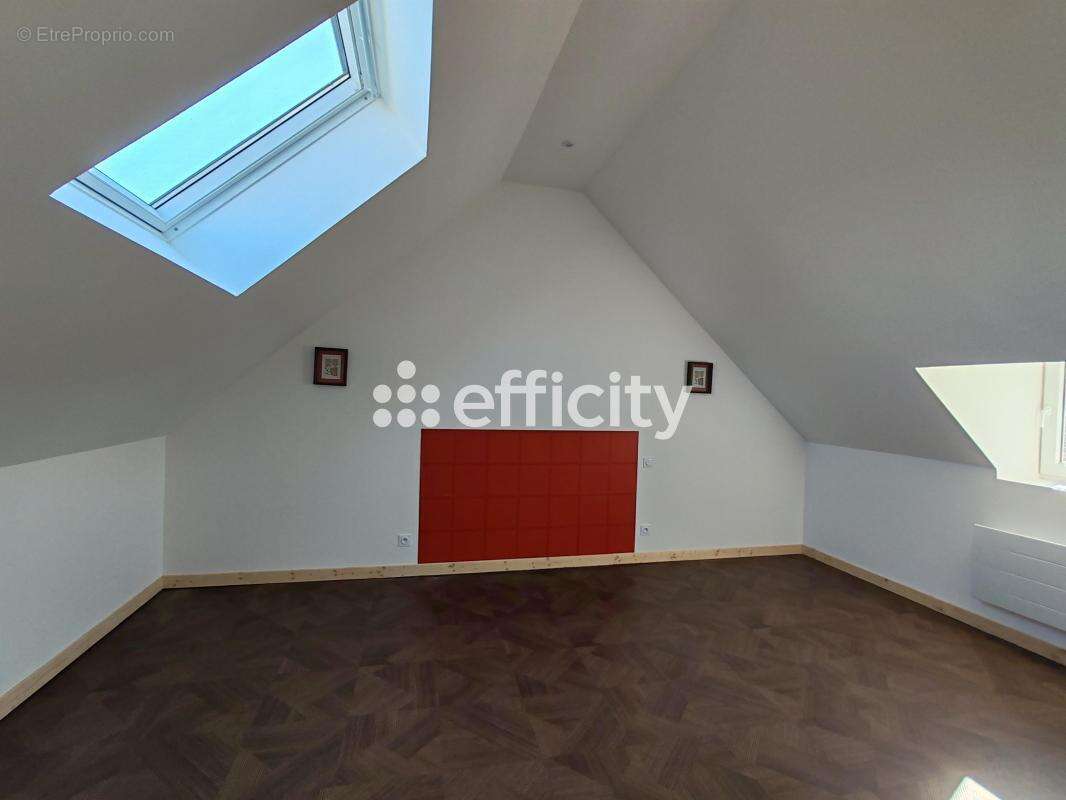 Maison à BLAINVILLE-SUR-ORNE