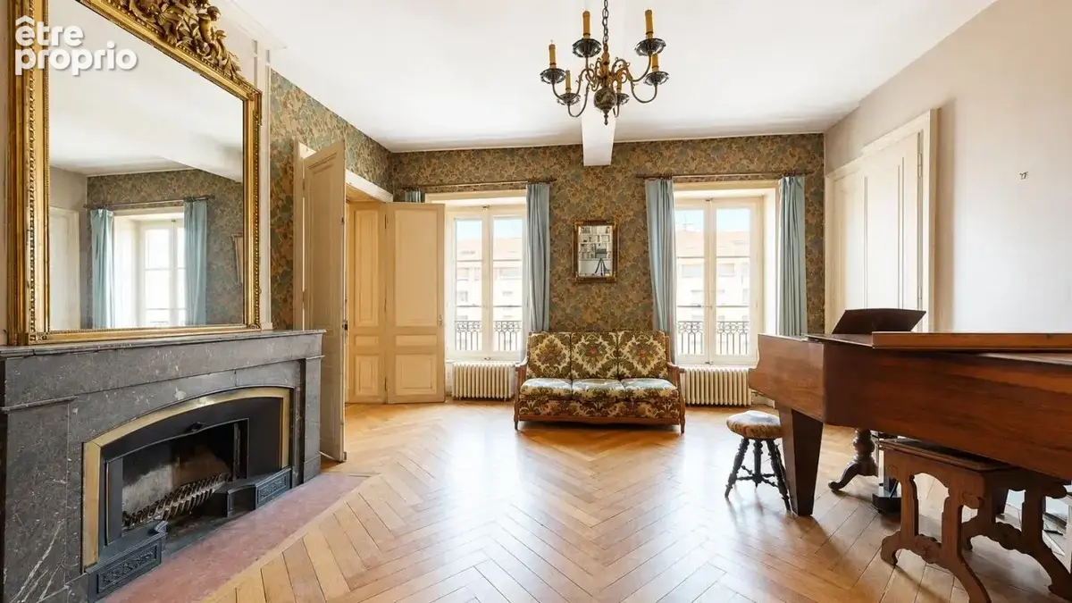 Appartement à LYON-5E