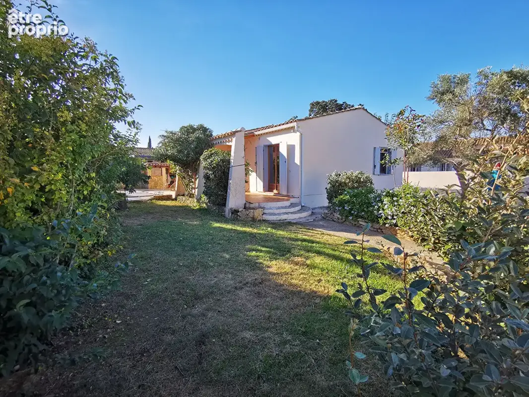 MIRAMAS - Maison T4 de plain-pied 93 m² avec piscine, dépendance et fort potentiel dans un quartier très recherché - photo 14