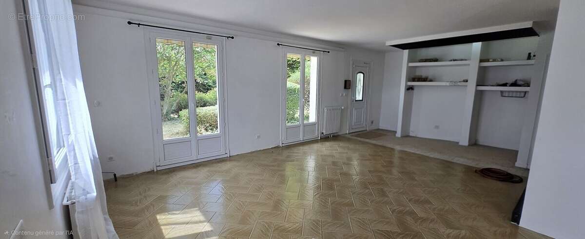 Maison 4 chambres+bureau, sous sol proche N4 terrain exceptionnel  90 km Paris! - photo 3