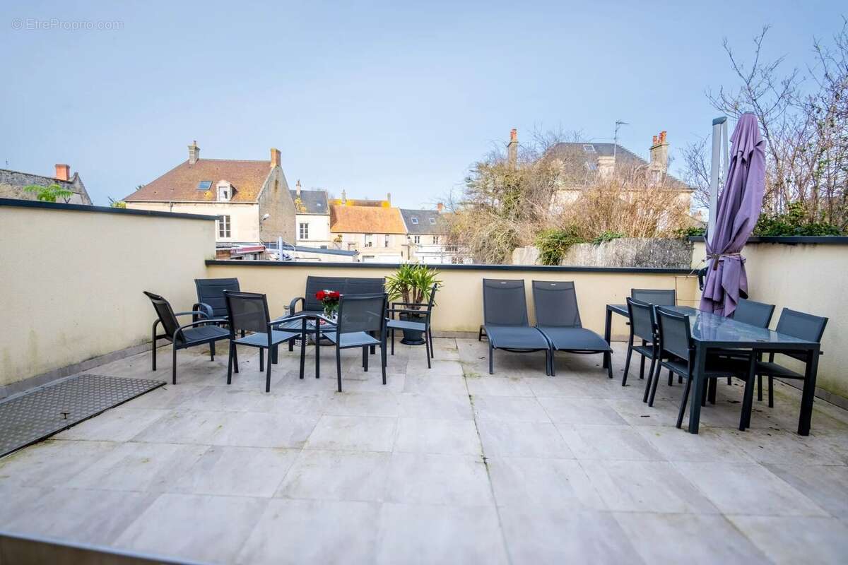 COURSEULLES SUR MER - Loft 107m² avec terrasses et parking - photo 7