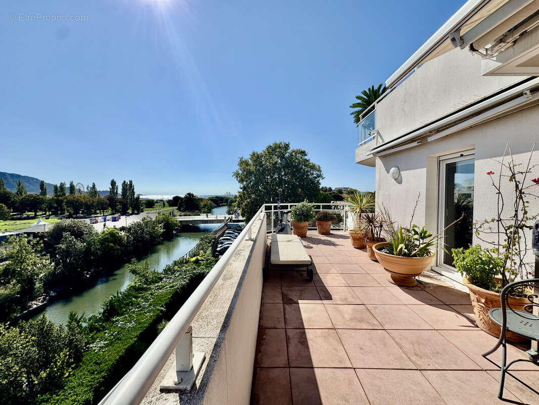 Appartement à MARSEILLE-8E