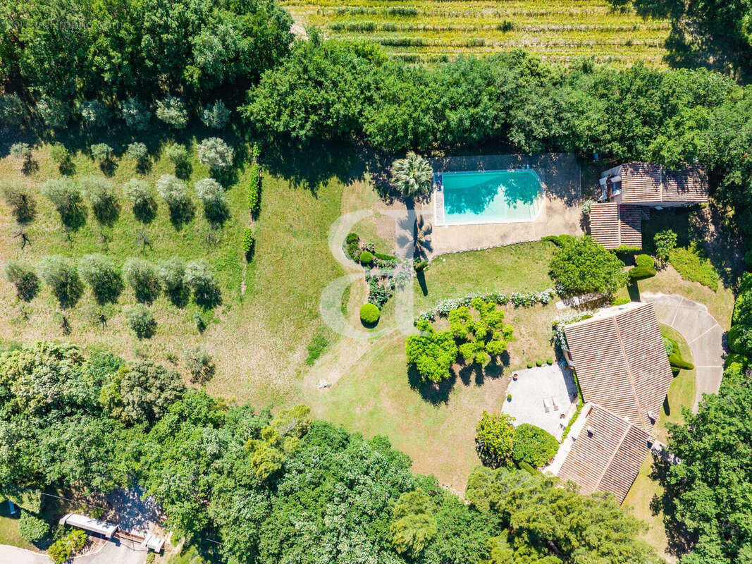 Maison à VAISON-LA-ROMAINE