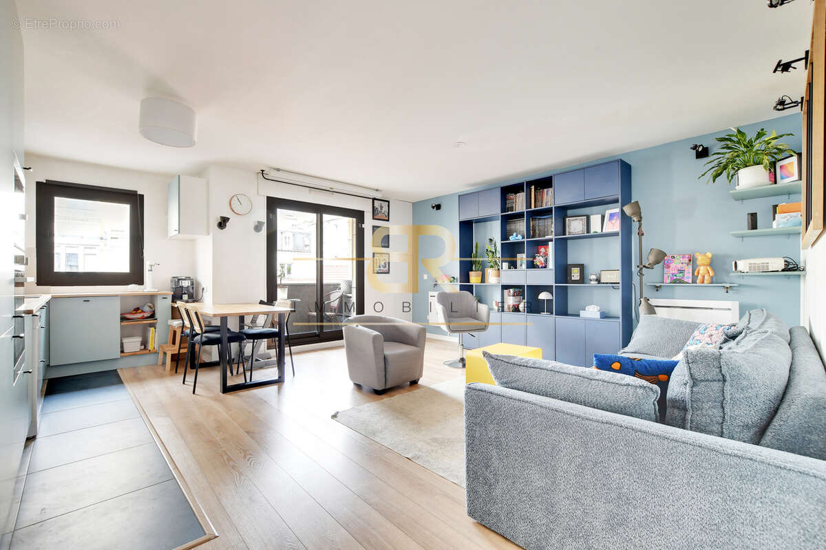 Appartement à PARIS-18E