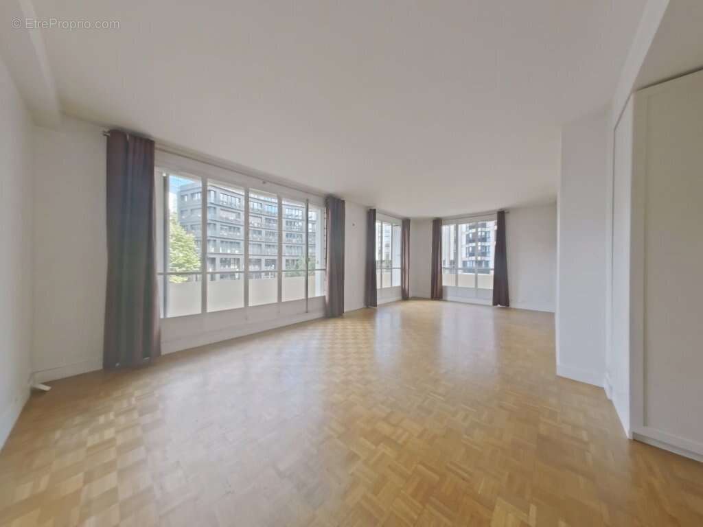 Appartement à BOULOGNE-BILLANCOURT