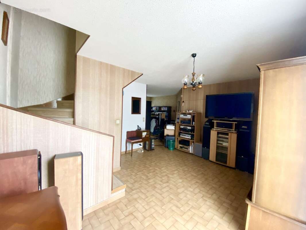 Maison à NEUILLY-SUR-MARNE