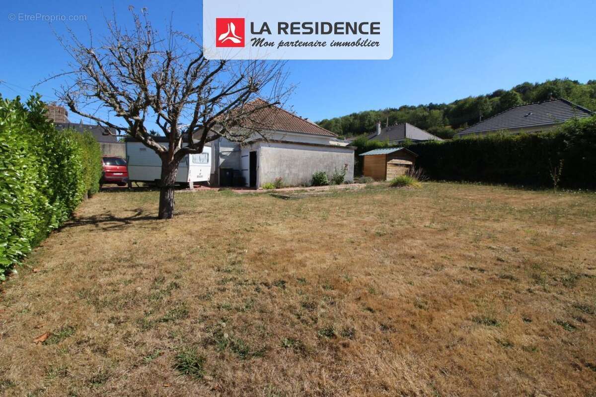 Maison 78 m² à Saint-Leger-Du-Bourg-Denis  - photo 5