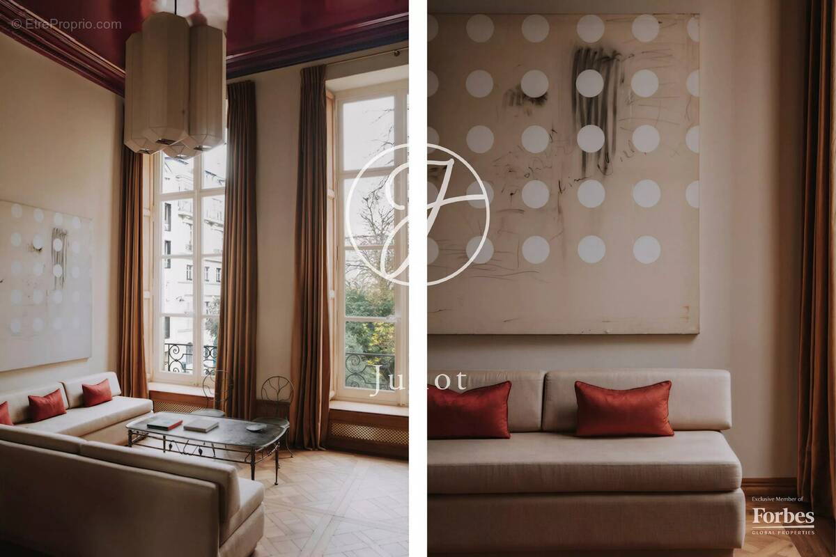 Appartement à PARIS-7E