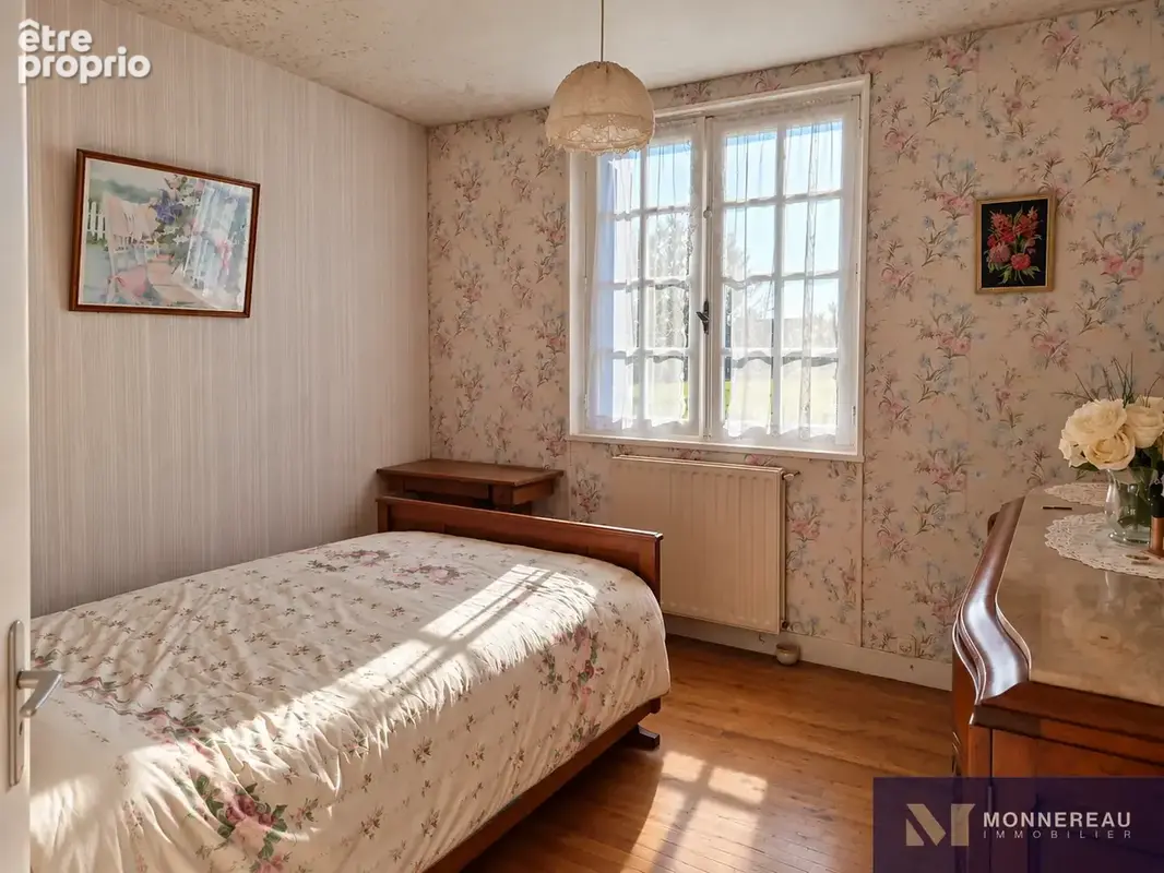 Maison de plain pied avec dependances - photo 9