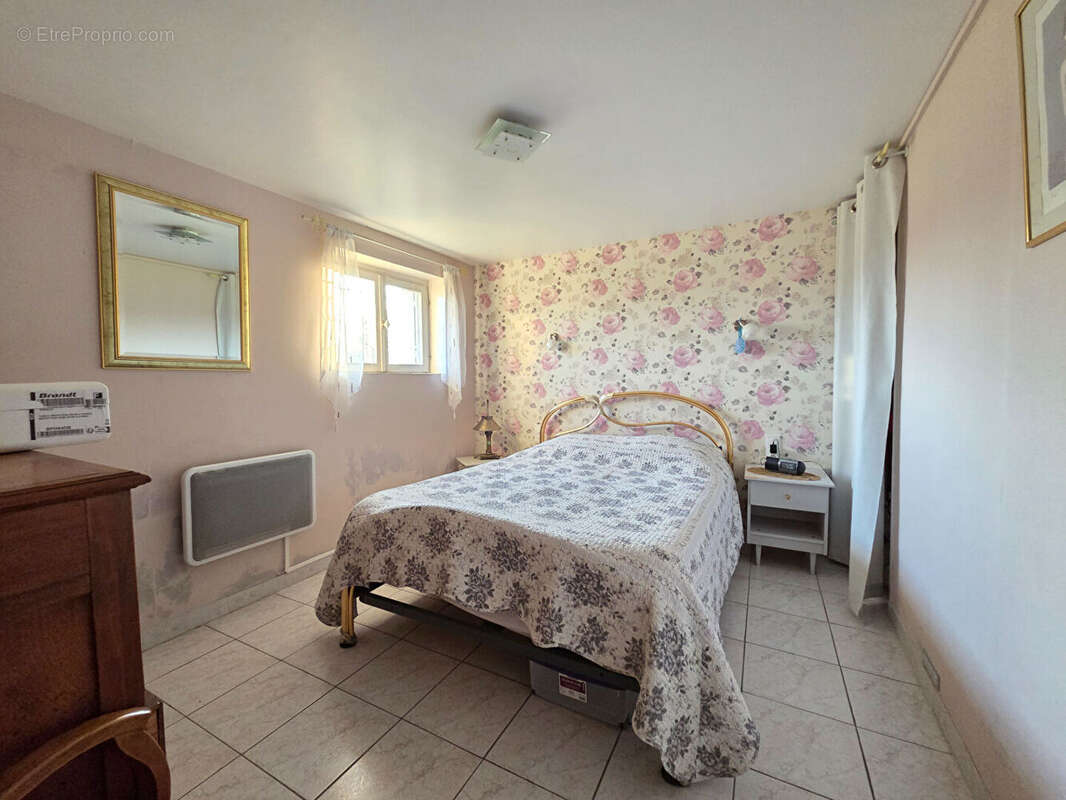 Maison à PETIT-NOIR