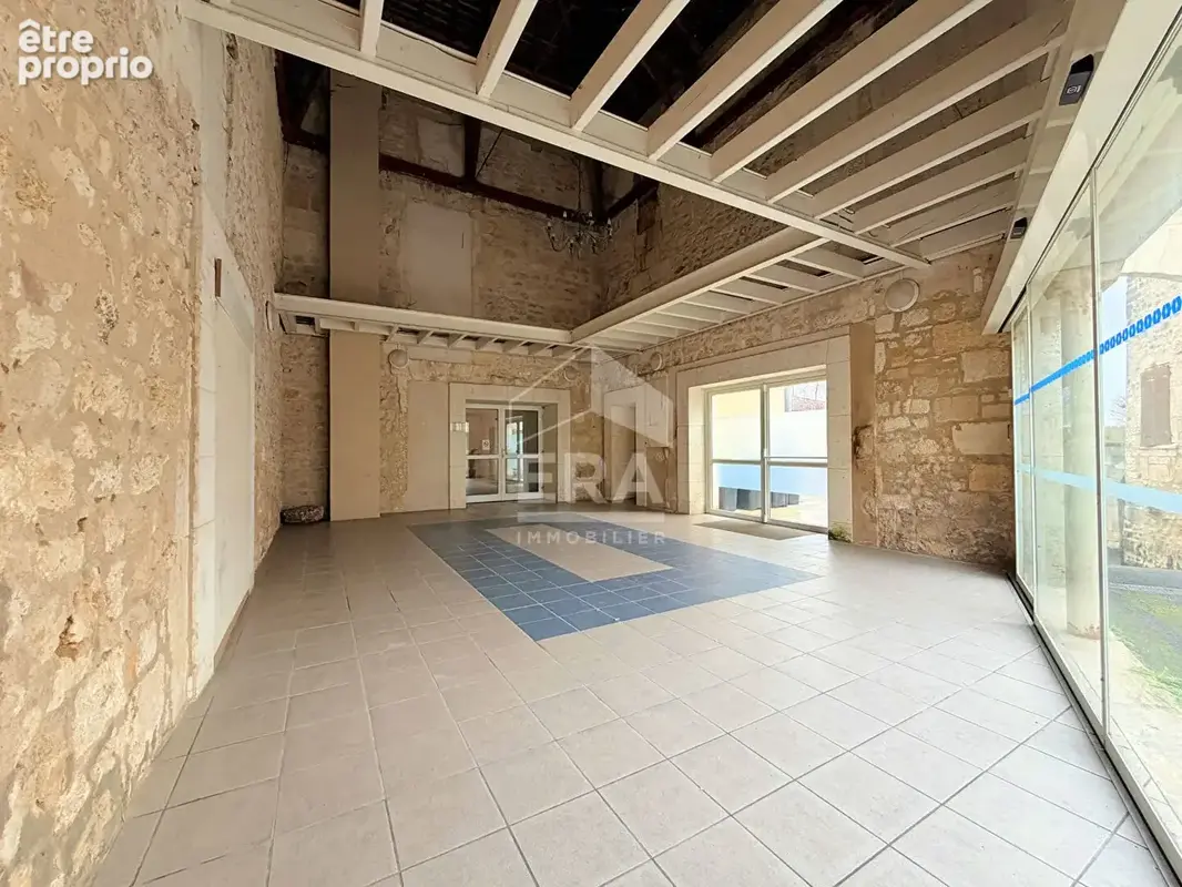 Immeuble 550m² à roullet-saint-estèphe - photo 18