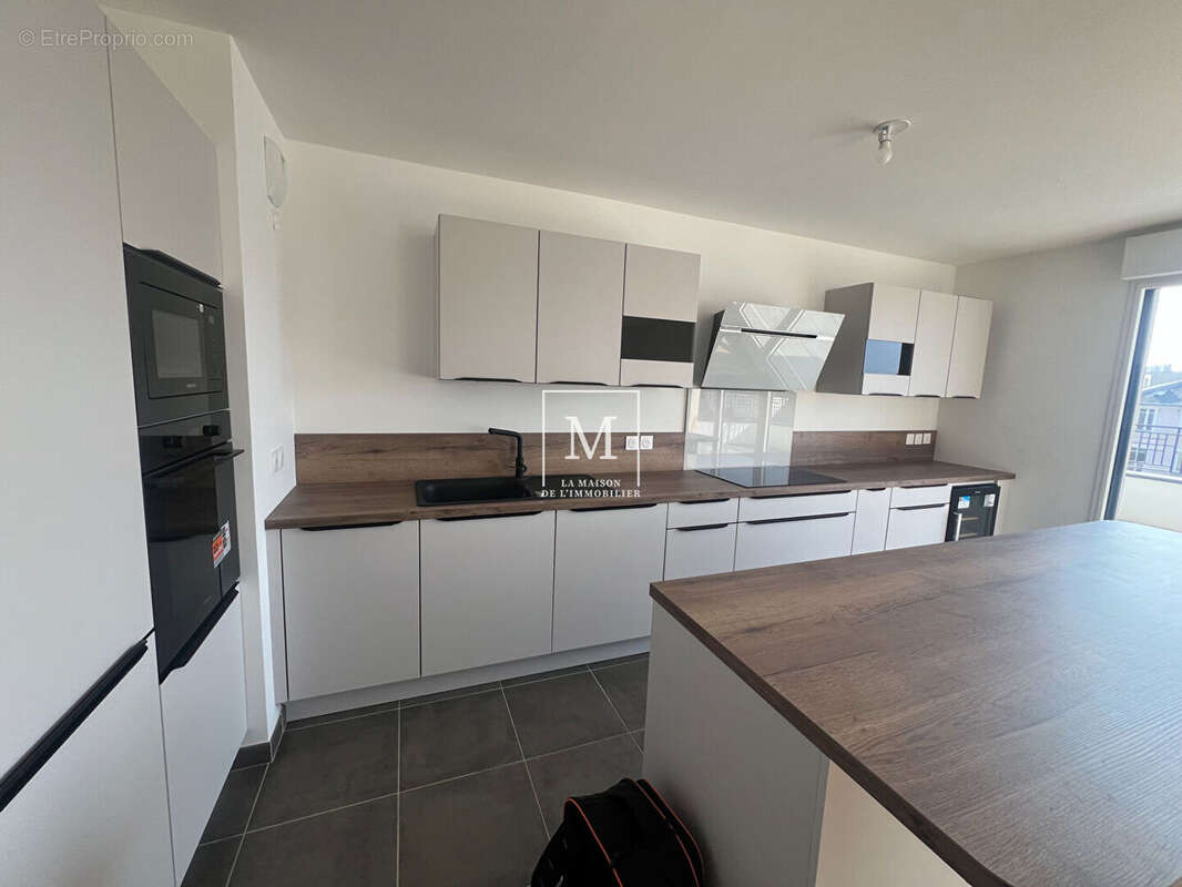 Appartement à MAISONS-LAFFITTE