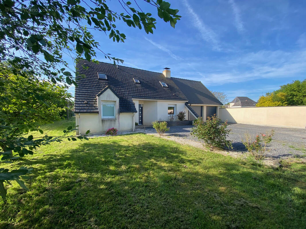 Maison à POIX-DE-PICARDIE