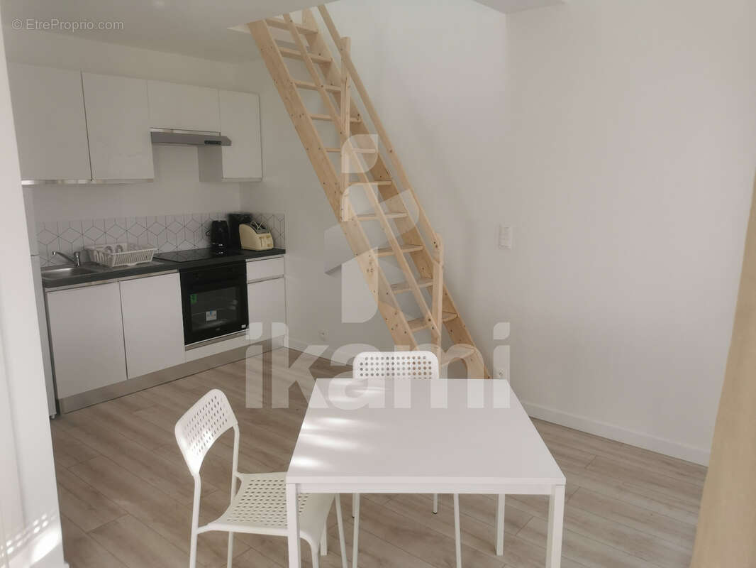Appartement à BOURG-LES-VALENCE