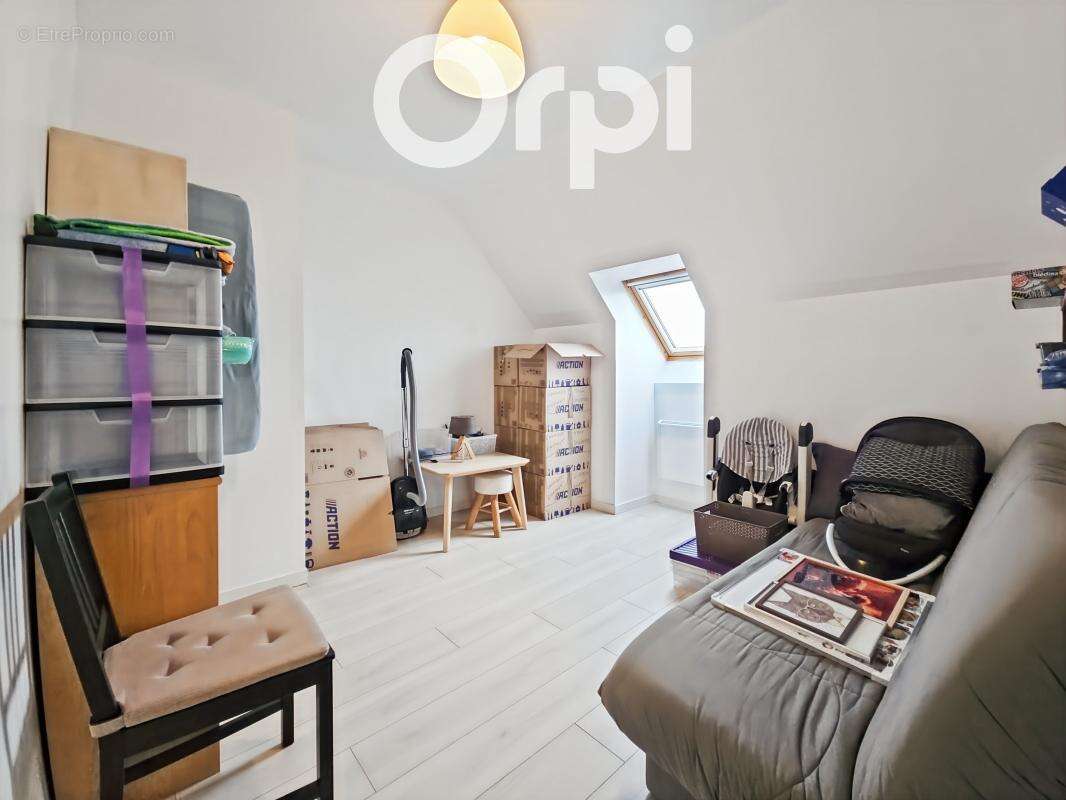 Maison à ESTREES-SAINT-DENIS