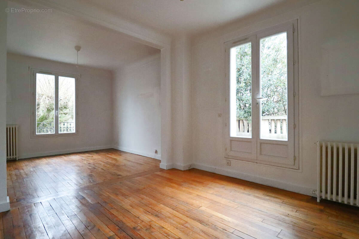 Maison à LIVRY-GARGAN