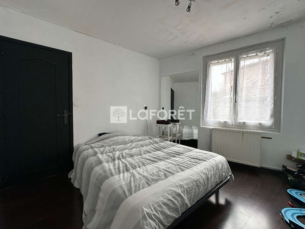 Maison à SAINT-JUERY