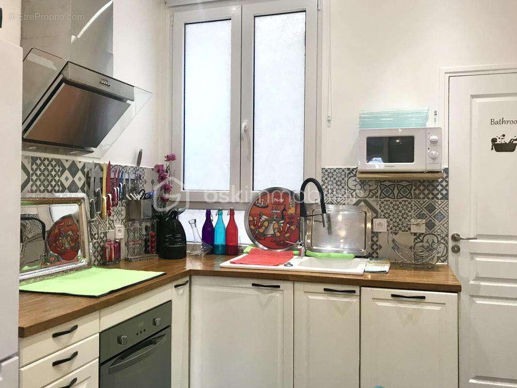 Appartement à PARIS-17E