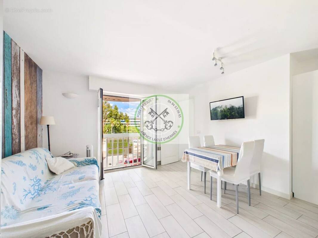 Appartement à FREJUS