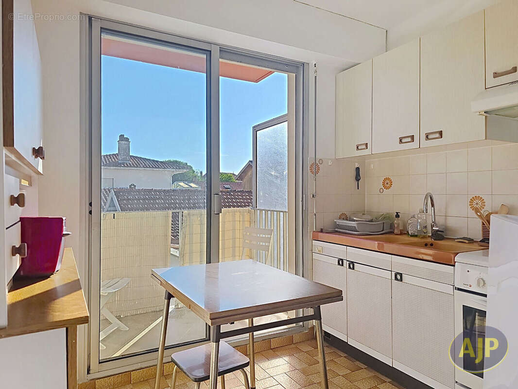 Arcachon Aiguillon T2 traversant 49m² - photo 13